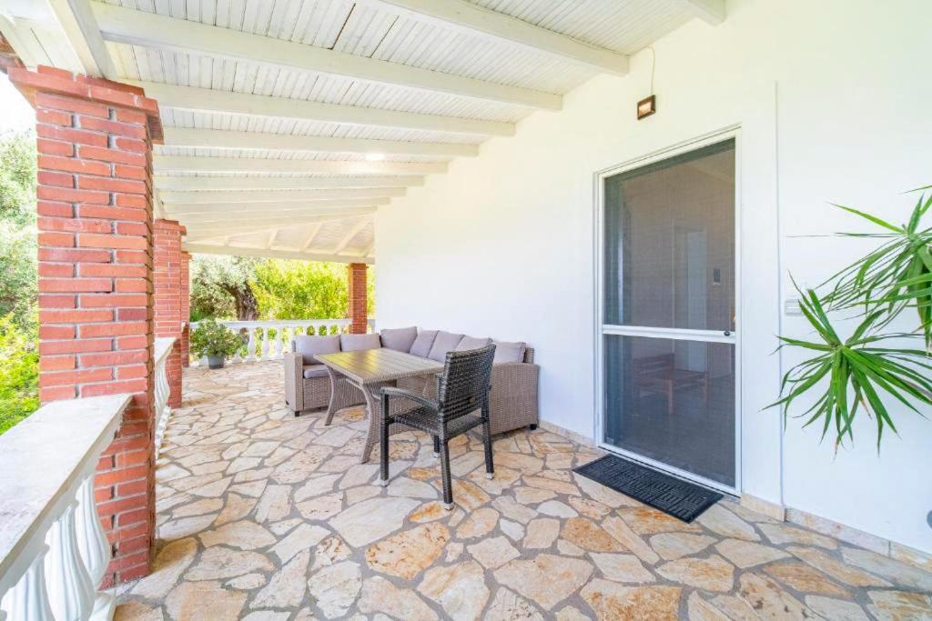 Villa Olive Grove And Sea View Agios Spyridon  Exteriör bild